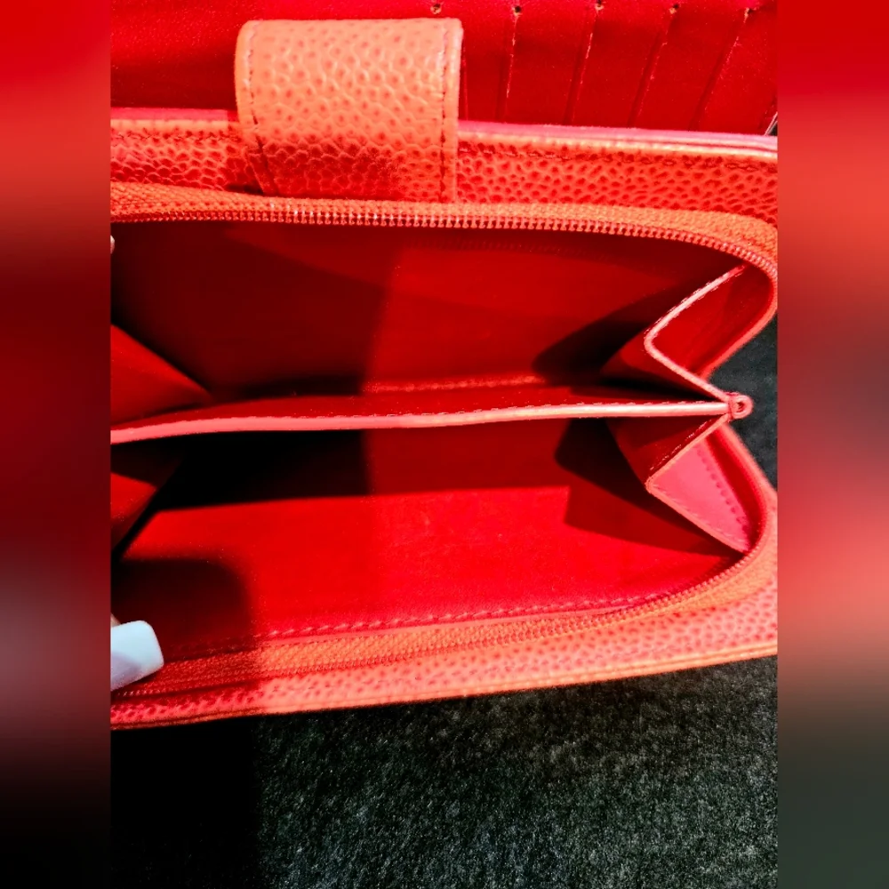 *LOW START* CHANEL TIMELESS CC ZIPPED  COMPACT CAVIAR CORAL ORANGE WALLET - Picture 4 of 6